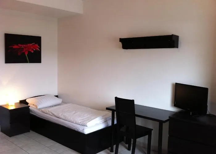 Goldener Engel والدبرون