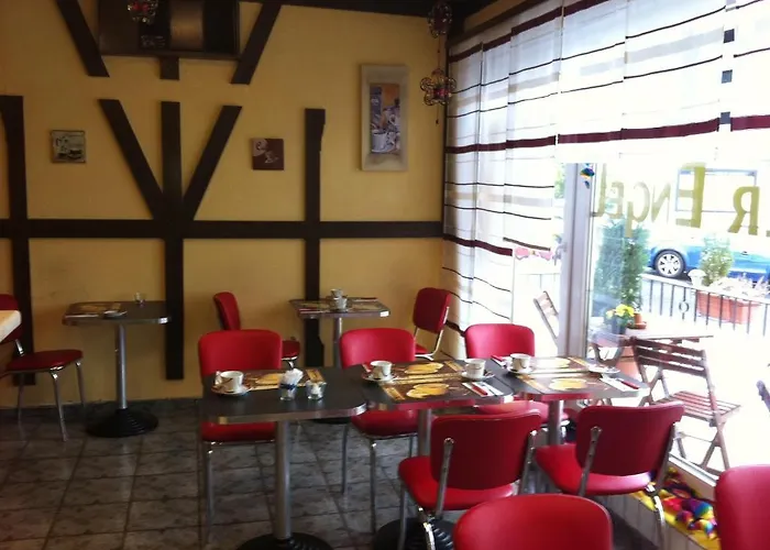 Goldener Engel والدبرون